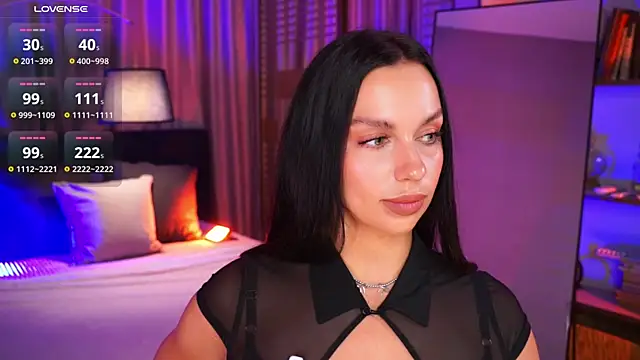 LunaNight online show from April 2026 08:26:01 PM