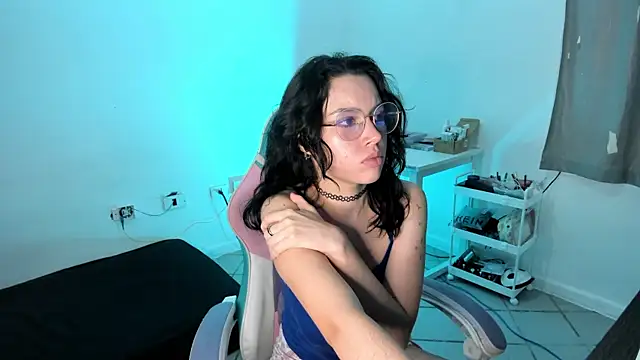 WandaDoll online show from March 2025 08:51:02 PM