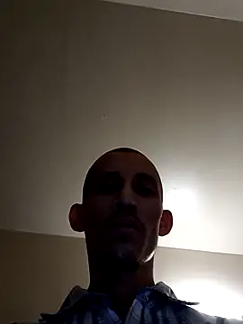 jgarc82692 online show from May 2026 08:43:01 AM