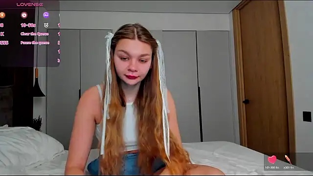 Molly sweetie online show from February 2026 08:32:01 AM