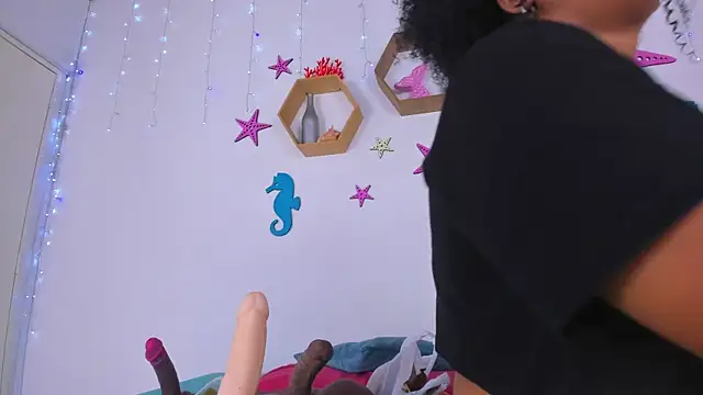 Tanissha curly online show from September 2025 11:32:01 AM