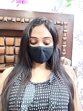 Snapshot of Yours-Bebo chatting on November 2025 06:29:01 PM Yours-Bebo online show from November 2025 06:29:01 PM