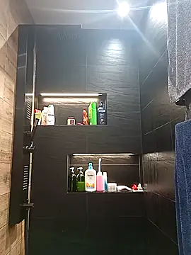 Snapshot of Sweet_bear69 chatting on February 2025 07:38:02 PM Sweet bear69 online show from February 2025 07:38:02 PM