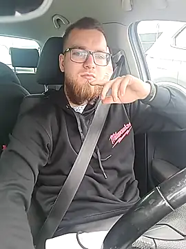 Snapshot of Sweet_bear69 chatting on September 2025 08:19:01 AM Sweet bear69 online show from September 2025 08:19:01 AM