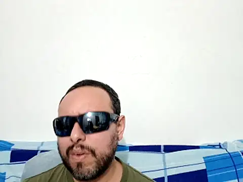 ElSunEagle online show from April 2026 02:33:02 AM