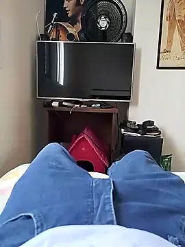 flavio81augusto online show from February 2025 12:40:01 PM