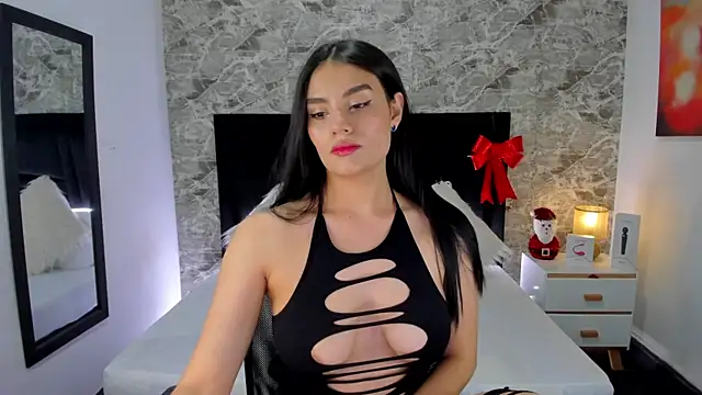 Maylin Garcia online show from December 2024 07:37:02 PM