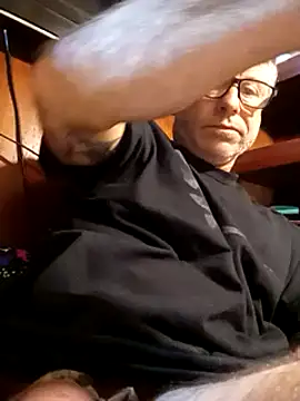 Pcsammy73 online show from January 2025 01:42:01 AM