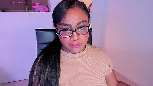 BlakmillerrGilson online show from January 2025 07:53:02 PM