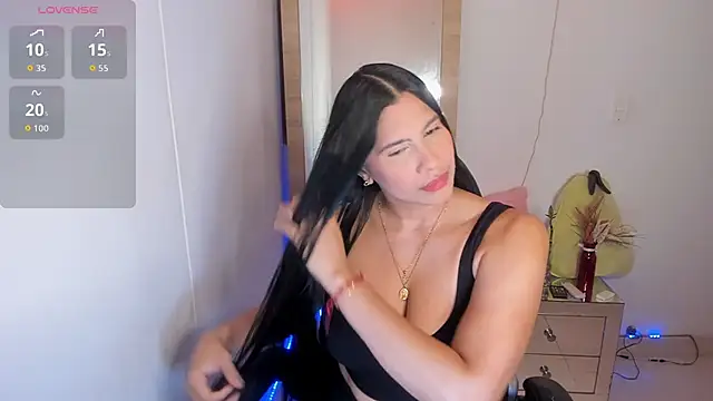 hellensexy online show from May 2026 10:07:01 PM