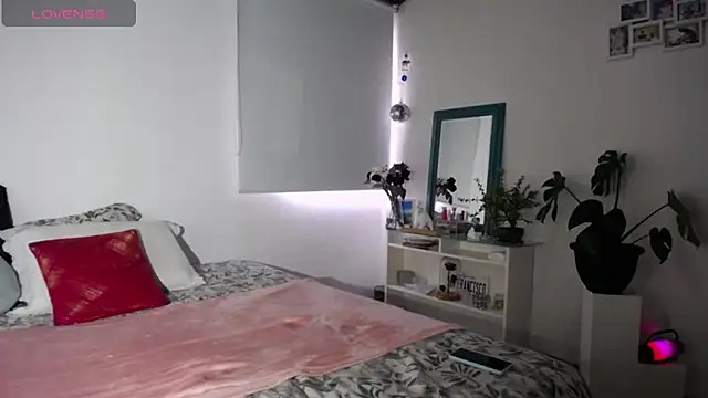  Lalaa online show from October 2025 09:50:01 PM