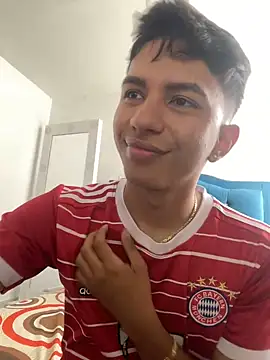 Leonarrrd 01 online show from December 2024 06:09:02 PM