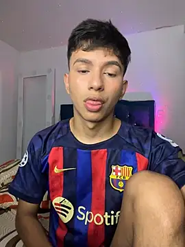 Leonarrrd 01 online show from December 2024 03:03:01 AM