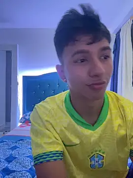 Leonarrrd 01 online show from March 2025 03:51:01 AM