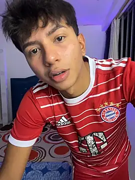 Leonarrrd 01 online show from October 2025 11:50:01 PM