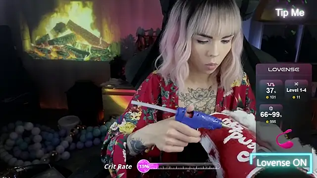 Kerry Kirk online show from December 2025 09:20:01 PM