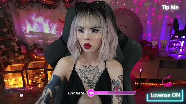 Snapshot of Kerry_Kirk chatting on February 2026 09:44:01 PM Kerry Kirk online show from February 2026 09:44:01 PM