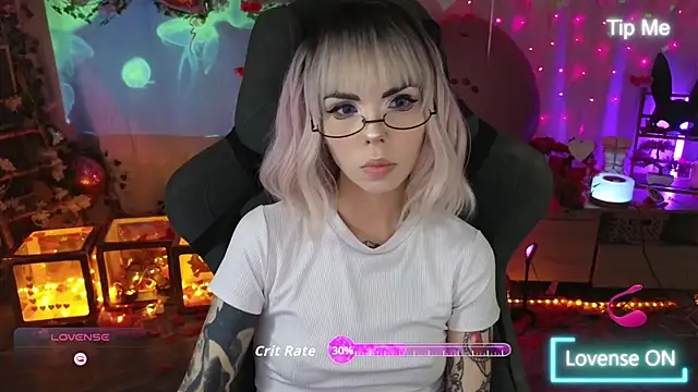 Snapshot of Kerry_Kirk chatting on February 2026 09:34:01 PM Kerry Kirk online show from February 2026 09:34:01 PM