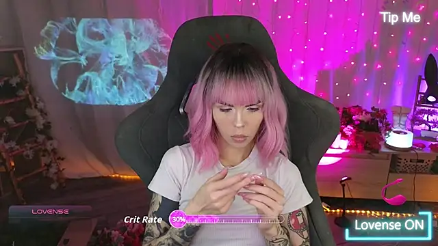 Snapshot of Kerry_Kirk chatting on March 2026 09:08:02 PM Kerry Kirk online show from March 2026 09:08:02 PM