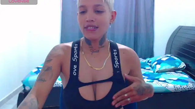 Snapshot of Dirty_Zoe chatting on August 2026 10:12:02 PM Dirty Zoe online show from August 2026 10:12:02 PM