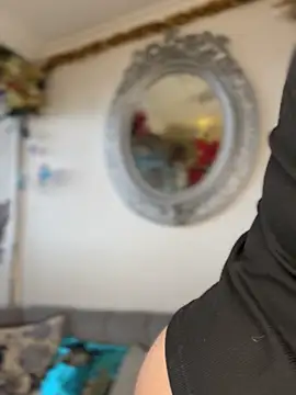 ValerieHilton online show from December 2025 09:33:01 PM