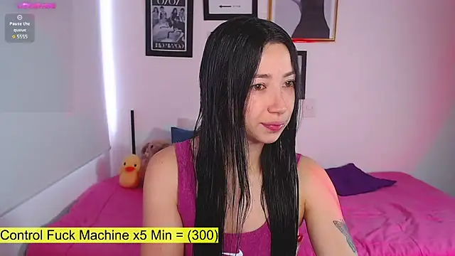 lilyy evanss online show from March 2025 07:32:01 PM