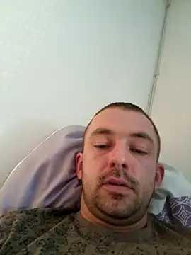 Snapshot of magicSeX4You chatting on February 2025 03:32:02 PM magicSeX4You online show from February 2025 03:32:02 PM