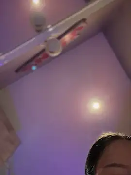 wow Mia online show from September 2025 03:44:01 PM