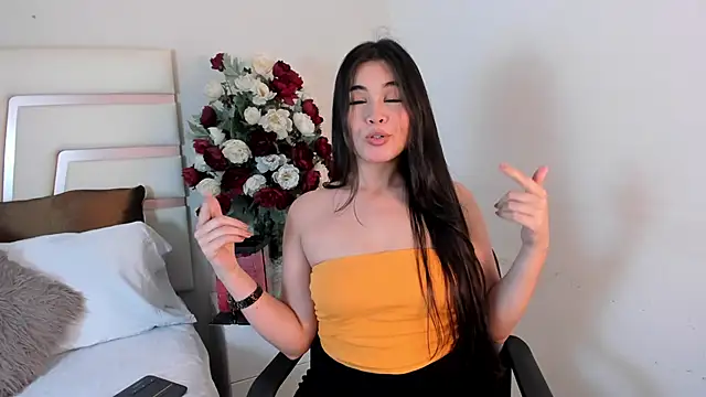 CamilaSofiia online show from March 2025 09:10:02 PM