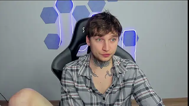 Chris Tyson online show from December 2024 03:47:02 AM