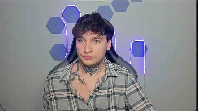 Chris Tyson online show from December 2024 12:41:01 AM