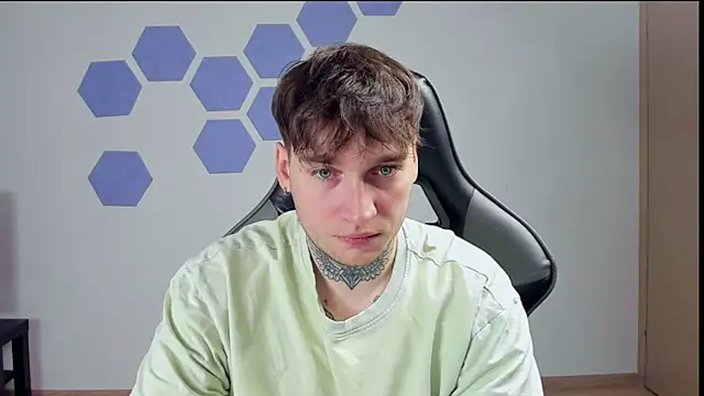 Chris Tyson online show from January 2025 01:08:01 PM