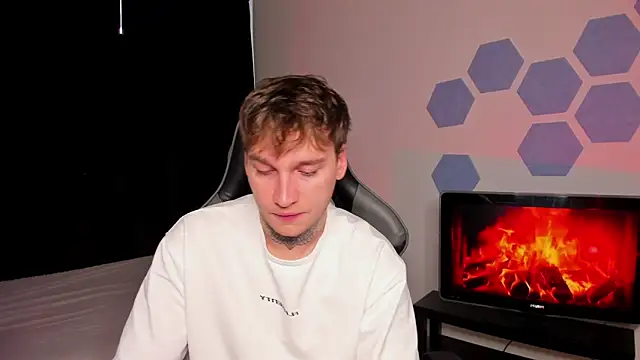 Chris Tyson online show from October 2025 10:02:01 AM