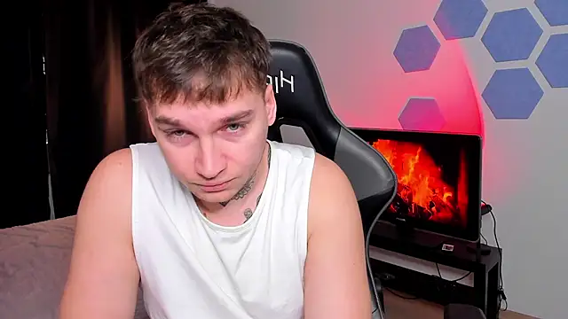 Chris Tyson online show from December 2025 06:12:02 AM