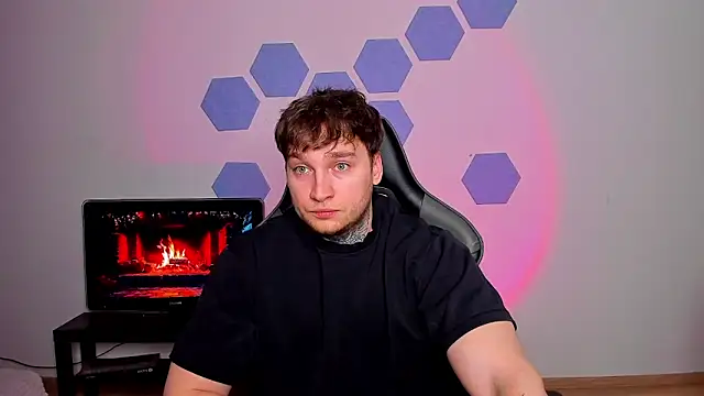 Chris Tyson online show from April 2026 08:42:01 PM