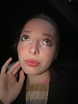 LoraaDoll online show from September 2025 03:35:02 PM