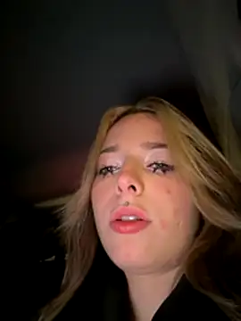 LoraaDoll online show from November 2025 02:39:02 PM