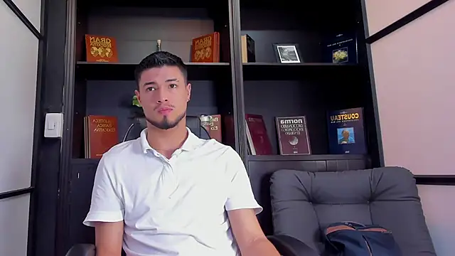 EdwardRoss  online show from September 2025 08:08:02 PM