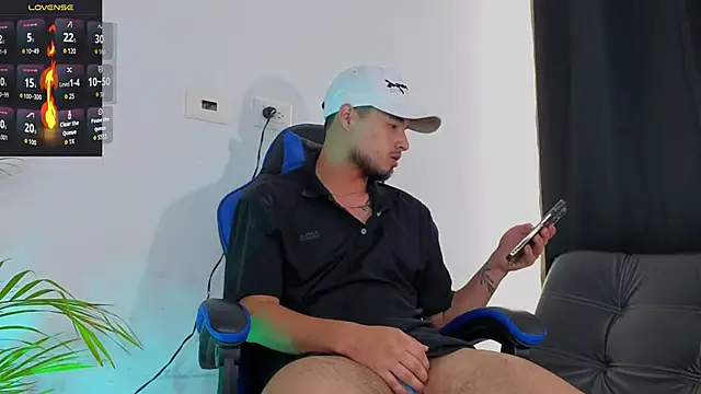 EdwardRoss  online show from November 2025 07:57:01 PM