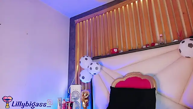 LilyyBigAss online show from June 2026 11:47:02 AM