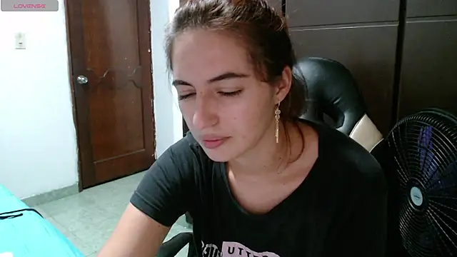 Kate lorens9 online show from January 2025 12:14:02 AM