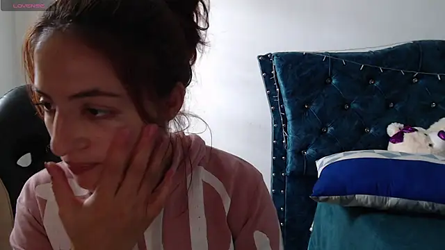 Kate lorens9 online show from March 2025 06:42:02 PM