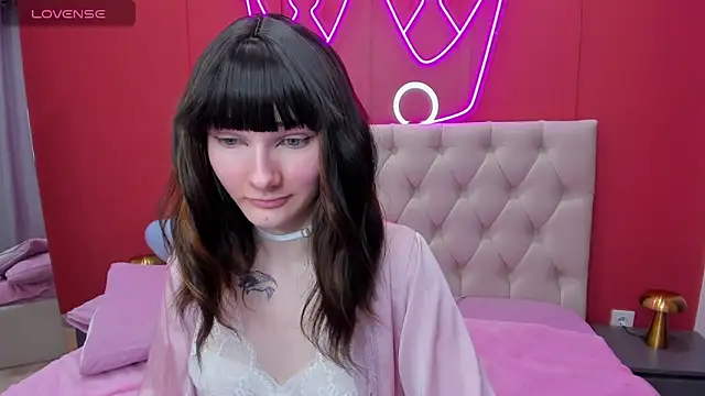 Lili flowerr online show from February 2025 01:37:01 PM