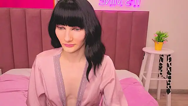 Lili flowerr online show from April 2026 11:19:02 AM