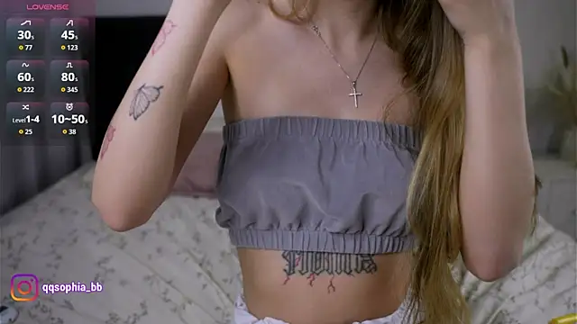 ErinLewist online show from November 2025 01:08:02 AM