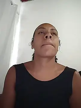 Snapshot of Julia_Pretinha chatting on January 2026 01:35:02 PM Julia Pretinha online show from January 2026 01:35:02 PM