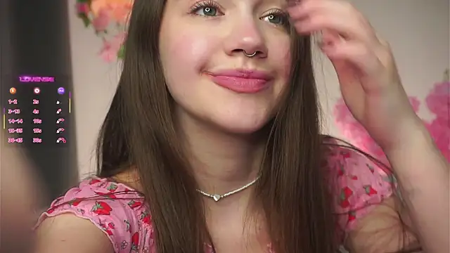 AmiLewis online show from October 2025 01:17:02 AM