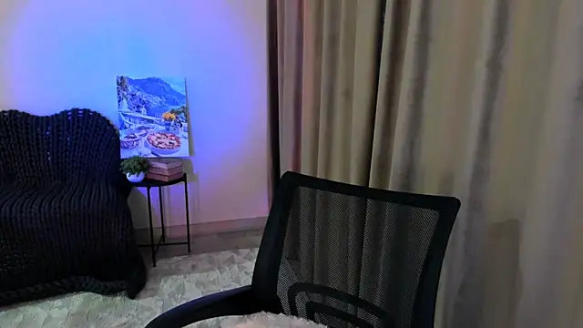 worldofkim online show from March 2025 04:40:02 PM