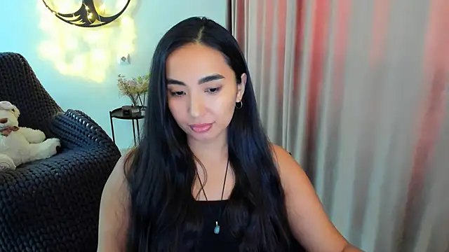 worldofkim online show from February 2026 11:03:01 AM