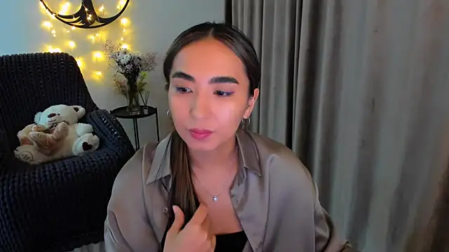 worldofkim online show from February 2026 05:35:01 PM